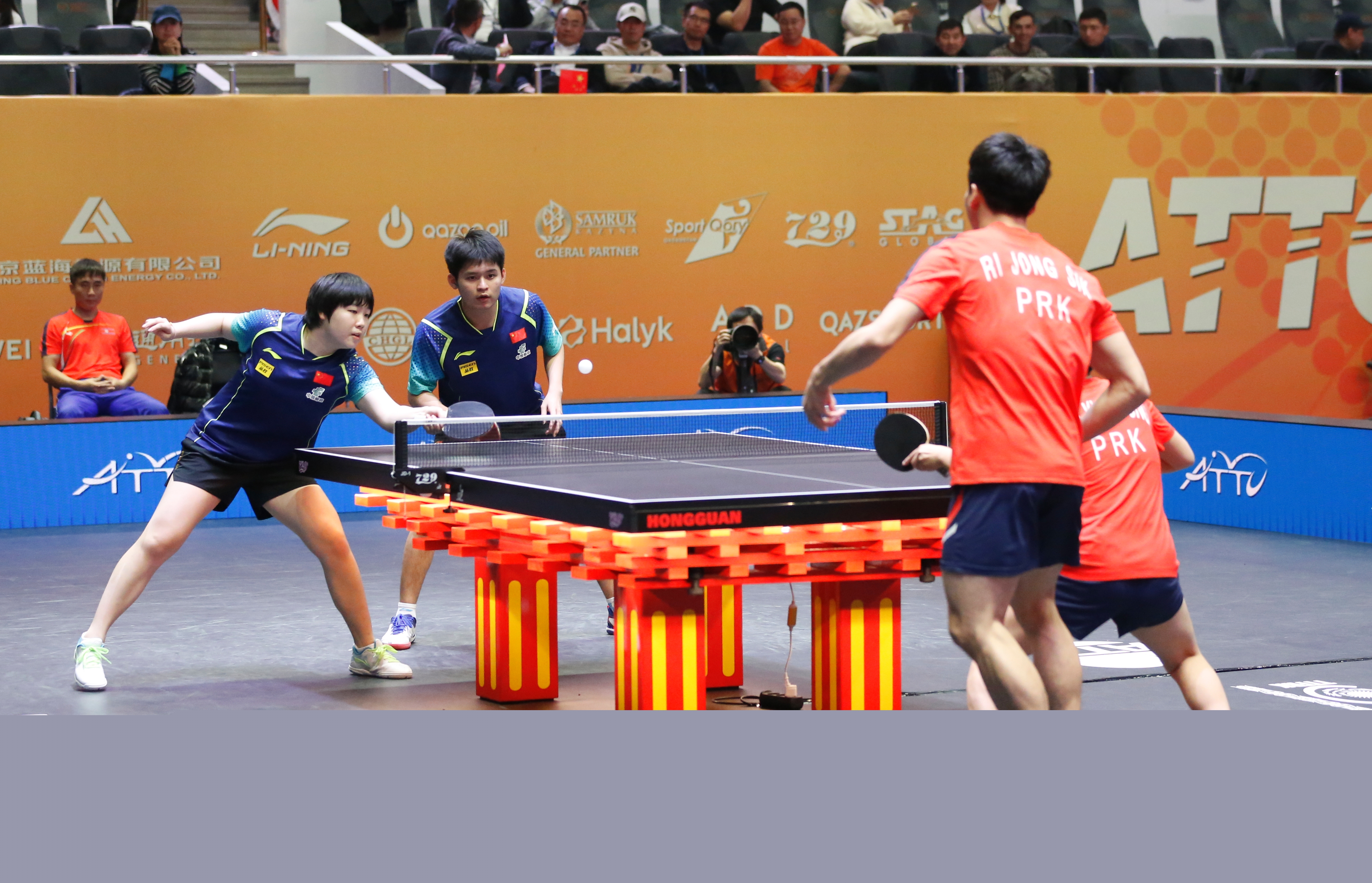 联盟中依然 联盟中依然