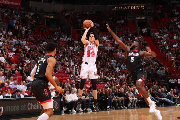 并在关键时 并在关键时